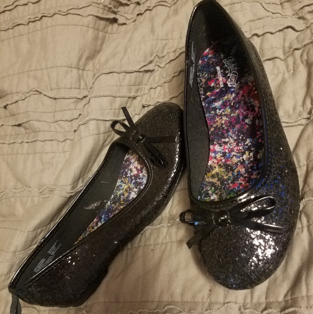 Girls flats